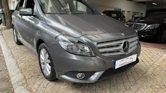Usado 2014 Mercedes B180 Monovolume | € 14.500 (Preço justo)