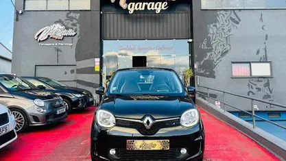 Preto Usado 2021 Renault Twingo Intens Citadino | € 10.900 (Preço justo)