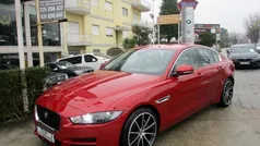 Vermelho Usado 2016 Jaguar XE Sedan | € 17.500 (Preço justo)