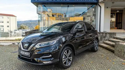 Preto Usado 2018 Nissan Qashqai N-Connecta SUV | € 18.890 (Preço justo)