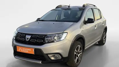 Cinza Usado 2021 Dacia Sandero Comfort | € 13.610 (Preço justo)