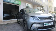Cinza Usado 2024 BYD Dolphin Comfort Citadino | € 27.250 (Preço justo)