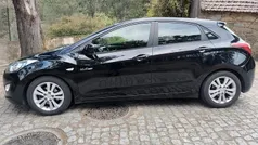 Preto Usado 2012 Hyundai i30 Comfort Citadino | € 6.999 (Bom preço)