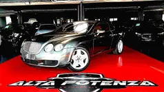 Usado 2004 Bentley Continental Sedan | € 62.000