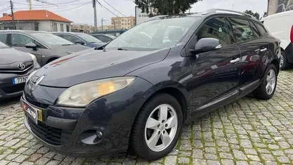 Cinzento Usado 2009 Renault Mégane GrandTour Dynamique Carrinha | € 4.750 (Preço justo)