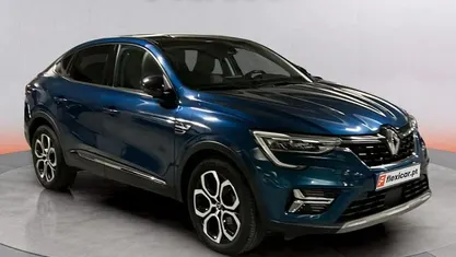 Azul Usado 2023 Renault Arkana Techno SUV | € 21.890 (Bom preço)