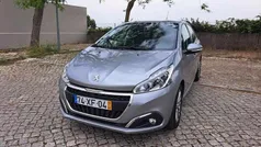 Usado 2019 Peugeot 208 Signature Sky Citadino | € 11.750 (Preço justo)
