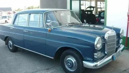 Usado Mercedes 190 80 HP (58 kW) 1964 Sedan