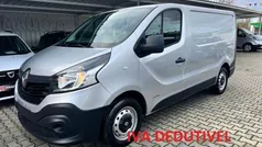 Cinza Usado 2015 Renault Trafic Monovolume | € 16.990 (Bom preço)