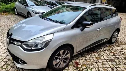 Cinzento Usado 2016 Renault Clio GrandTour Carrinha | € 8.000 (Bom preço)