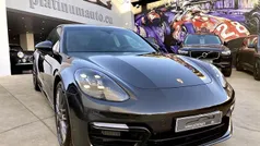 Cinza Usado 2018 Porsche Panamera 4 Sedan | € 79.950 (Preço justo)