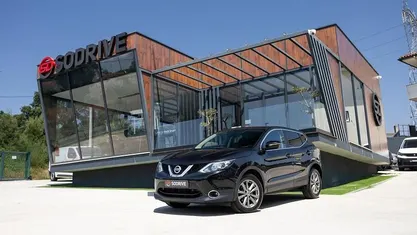 Usado Nissan Qashqai 110 HP (80 kW) 2014 Preto SUV