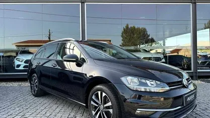 Preto Usado 2020 VW Golf VII Highline Carrinha | € 23.000 (Preço justo)