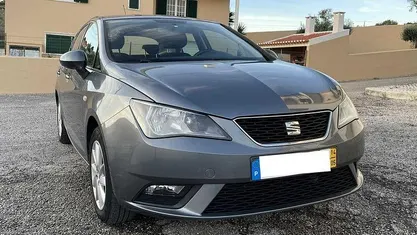 Cinzento Usado 2014 Seat Ibiza Style Sedan | € 7.250 (Preço justo)