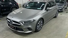 Cinza Usado 2019 Mercedes A180 | € 23.990 (Preço justo)
