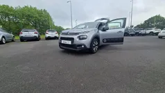 Cinza Usado 2018 Citroën C3 PureTech Citadino | € 12.999 (Preço justo)