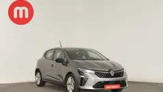 Cinzento Usado 2024 Renault Clio V Evolution | € 17.299 (Preço justo)