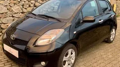 Preto Usado 2011 Toyota Yaris Comfort | € 7.950 (Preço justo)