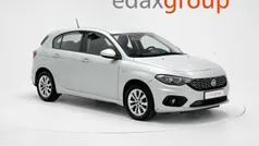 Cinzento Usado 2019 Fiat Tipo Lounge Sedan | € 10.990 (Bom preço)