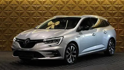 Usado Renault Mégane GrandTour 116 HP (85 kW) 2021 Cinzento Carrinha