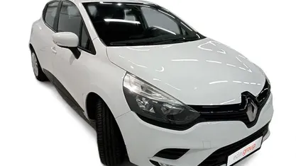 Usado 2016 Renault Clio IV Zen | € 10.490 (Bom preço)