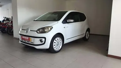 Branco Usado 2012 VW up! Citadino | € 6.300 (Preço justo)