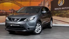 Cinzento Usado 2014 Nissan Qashqai N-Connecta SUV | € 15.400 (Preço justo)