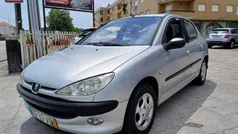 Cinzento Usado 2003 Peugeot 206 | € 2.299 (Preço justo)