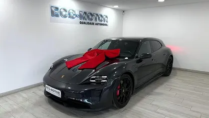 Cinza Usado 2022 Porsche Taycan Carrinha | € 82.500 (Preço justo)