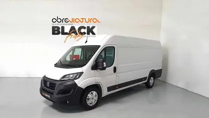 Branco Usado 2022 Fiat Ducato Van | € 25.750 (Preço justo)
