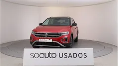 Vermelho escuro metalizado Usado 2022 VW T-Roc Style SUV | € 27.990 (Preço justo)