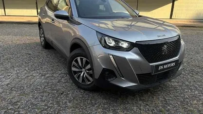 Usado Peugeot 2008 102 HP (75 kW) 2021 SUV