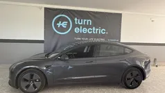 Cinzento Usado 2022 Tesla Model 3 Sedan | € 28.900 (Bom preço)