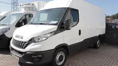 Branco Usado 2020 Iveco Daily | € 22.750 (Bom preço)