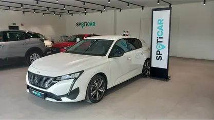 Usado Peugeot 308 Allure 130 HP (95 kW) 2023 Sedan