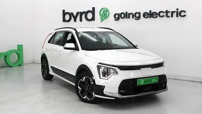 Usado Kia e-Niro 150 kW (204 HP) 2024 SUV