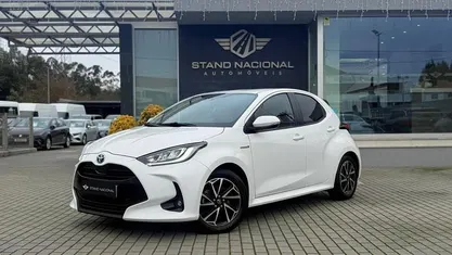 Usado 2021 Toyota Yaris Hybrid | € 17.500 (Preço justo)