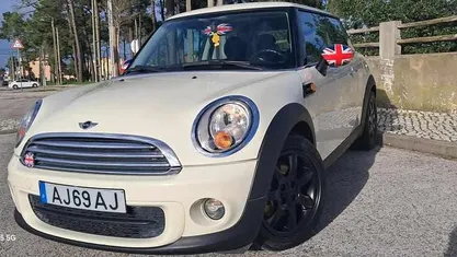 Branco Usado 2012 Mini One D Hatch Citadino | € 6.750 (Bom preço)