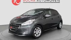 Usado 2015 Peugeot 208 Style Citadino | € 8.990 (Bom preço)