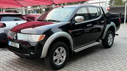 Usado Mitsubishi L200 Intense 136 HP (100 kW) 2008 Pickup