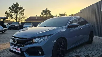Cinza Usado 2018 Honda Civic Elegance Sedan | € 17.950 (Preço justo)