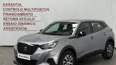 Cinzento Usado 2023 Peugeot 2008 Active SUV | € 20.500 (Preço justo)