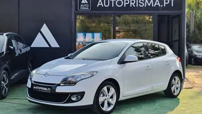 Usado Renault Mégane III Luxe 110 HP (80 kW) 2012 Branco