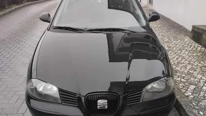 Usado Seat Ibiza 75 HP (55 kW) 2005 Preto Citadino