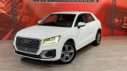 Usado Audi Q2 Sport 116 HP (85 kW) 2020 Branco SUV