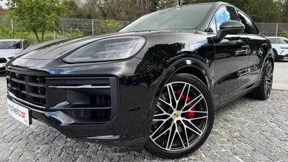 Usado 2024 Porsche Cayenne SUV | € 146.000