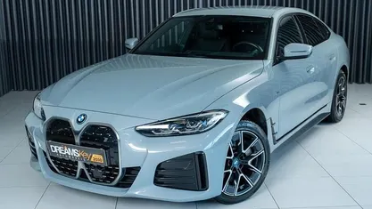 Preto Usado 2022 BMW i4 Sedan | € 42.800 (Preço justo)
