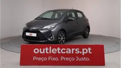 Cinzento escuro metalizado Usado 2018 Toyota Yaris Active | € 12.950 (Preço justo)