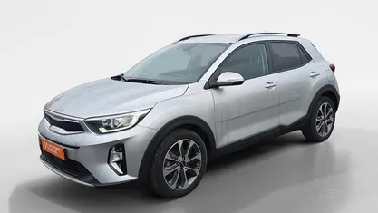 Cinza Usado 2024 Kia Stonic SUV | € 20.163 (Preço justo)