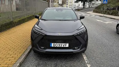 Usado 2024 Toyota C-HR SUV | € 38.999 (Preço justo)